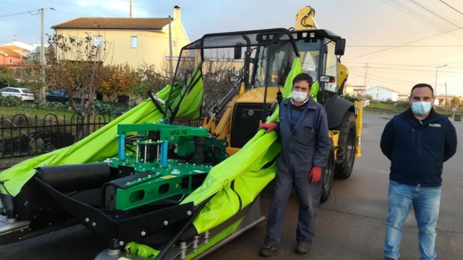 Entrega de New Holland B110C1