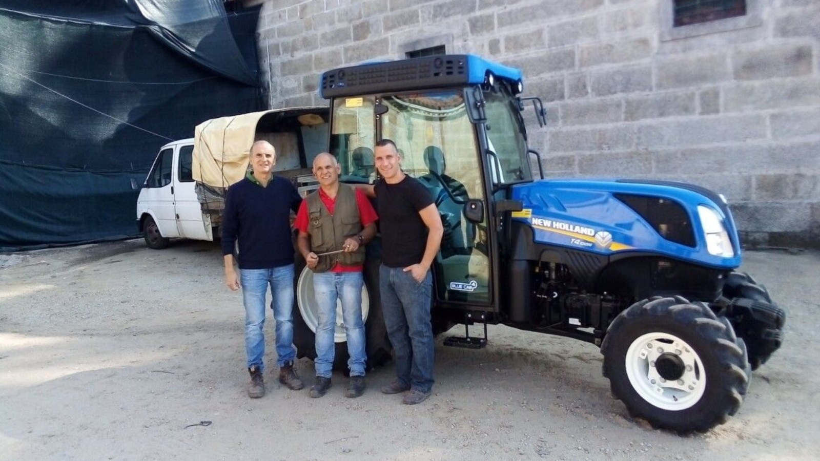 Entrega de New Holland T4.100N