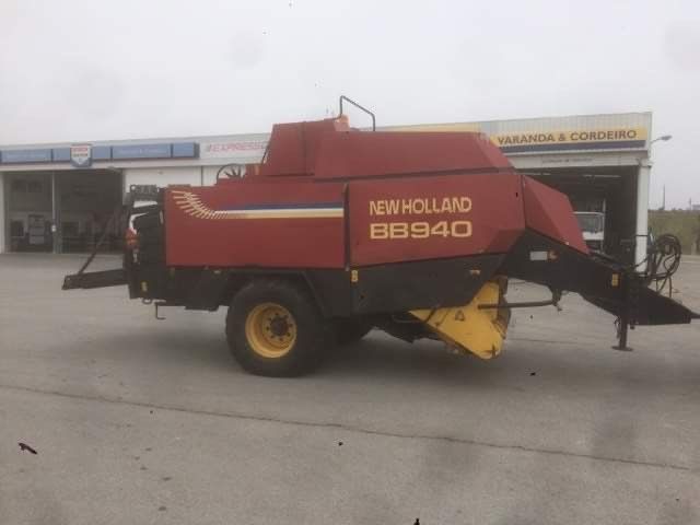 Enfardadeira New Holland BB940