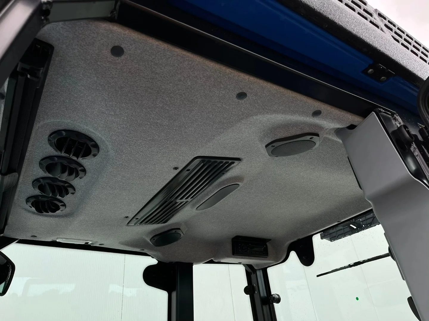 new holland t4.08f s (5)