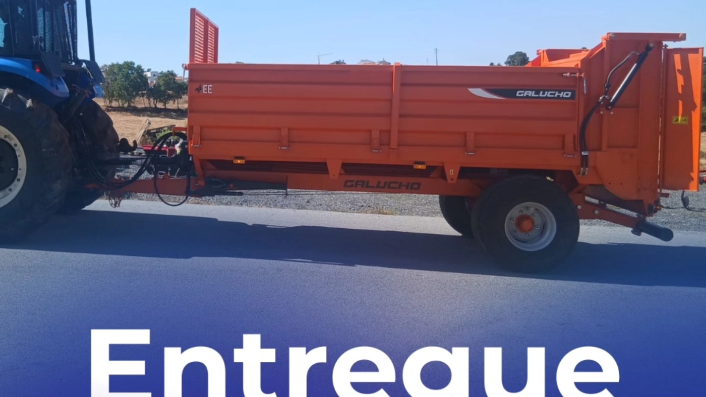 reboque espalhador de estrume galucho de 5000kg